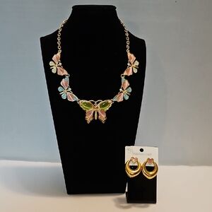 Natasha Butterfly Necklace with Earrings Set